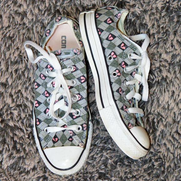 converse broken heart